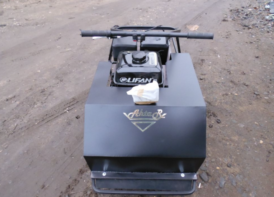 Мотобуксировщик AhtaR Зима 9 л/с с вариатором в Нефтеюганске