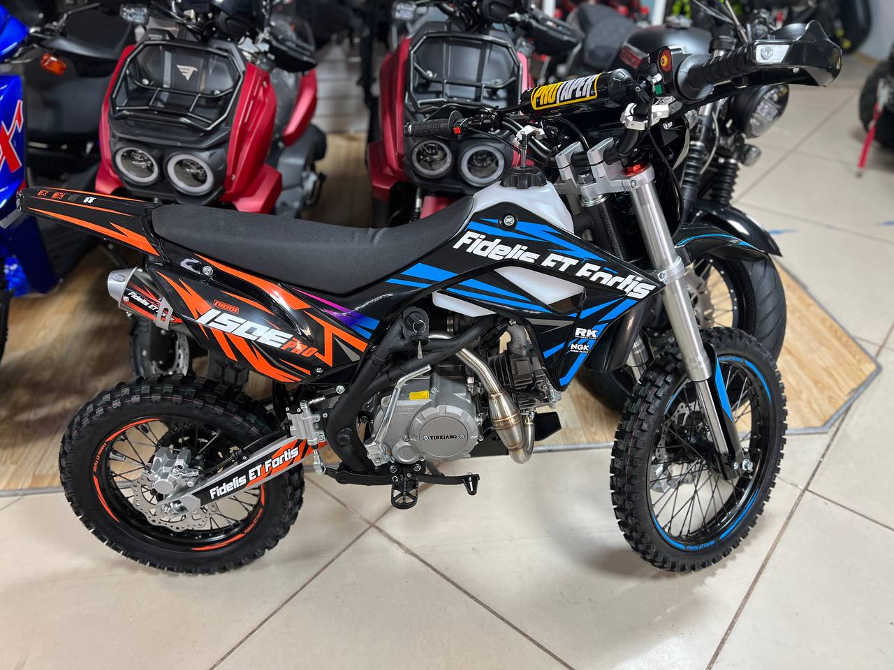 Мотоцикл (питбайк) PROMAX FIDET (ФАЙДЕТ) 190E PRO 17/14 в Нефтеюганске