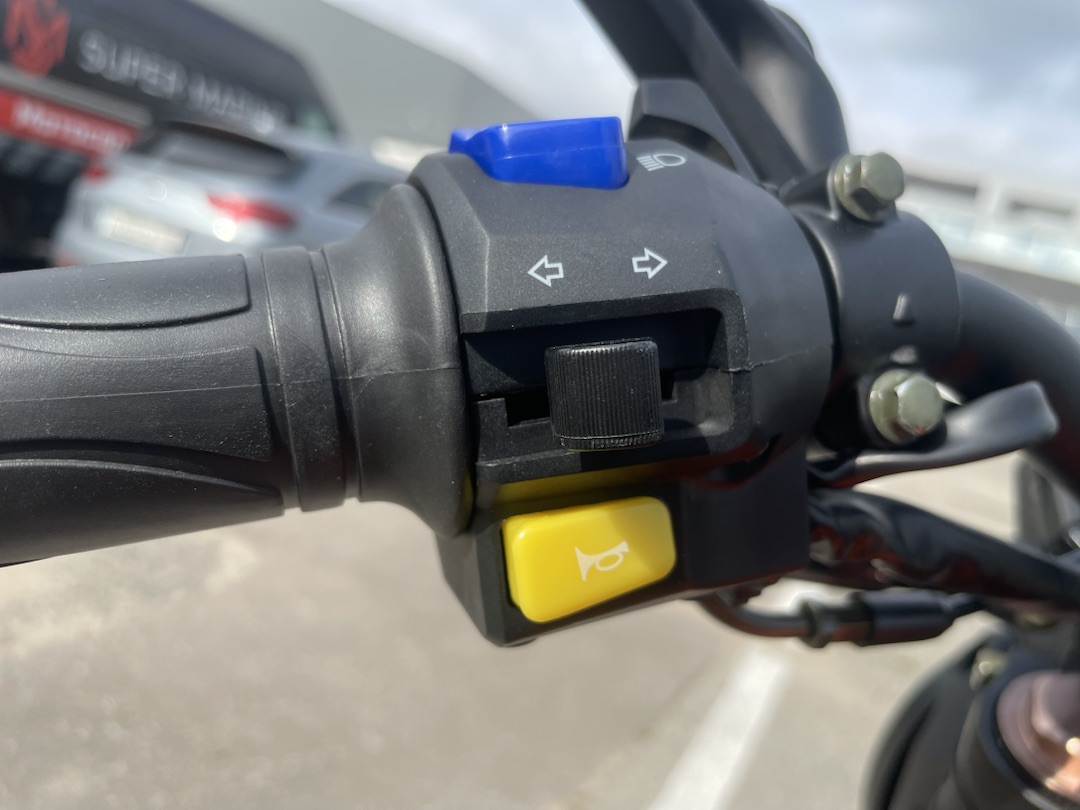 Мопед PROMAX CB150R (49) в Нефтеюганске