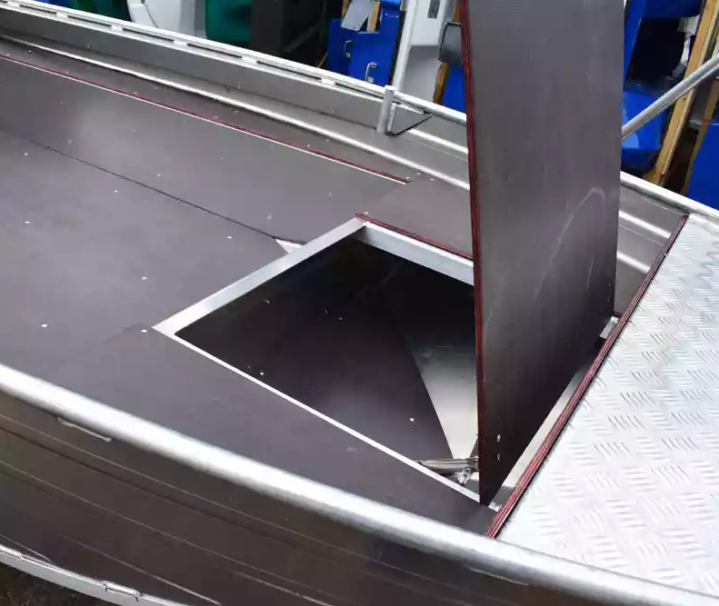 Алюминиевая лодка  Wyatboat-430 Master в Нефтеюганске