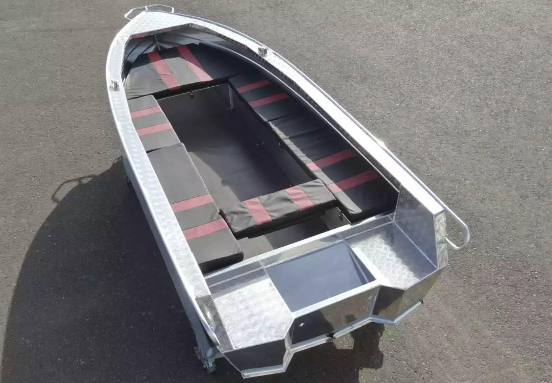 Алюминиевая лодка Wyatboat-390РМ увеличенный борт в Нефтеюганске