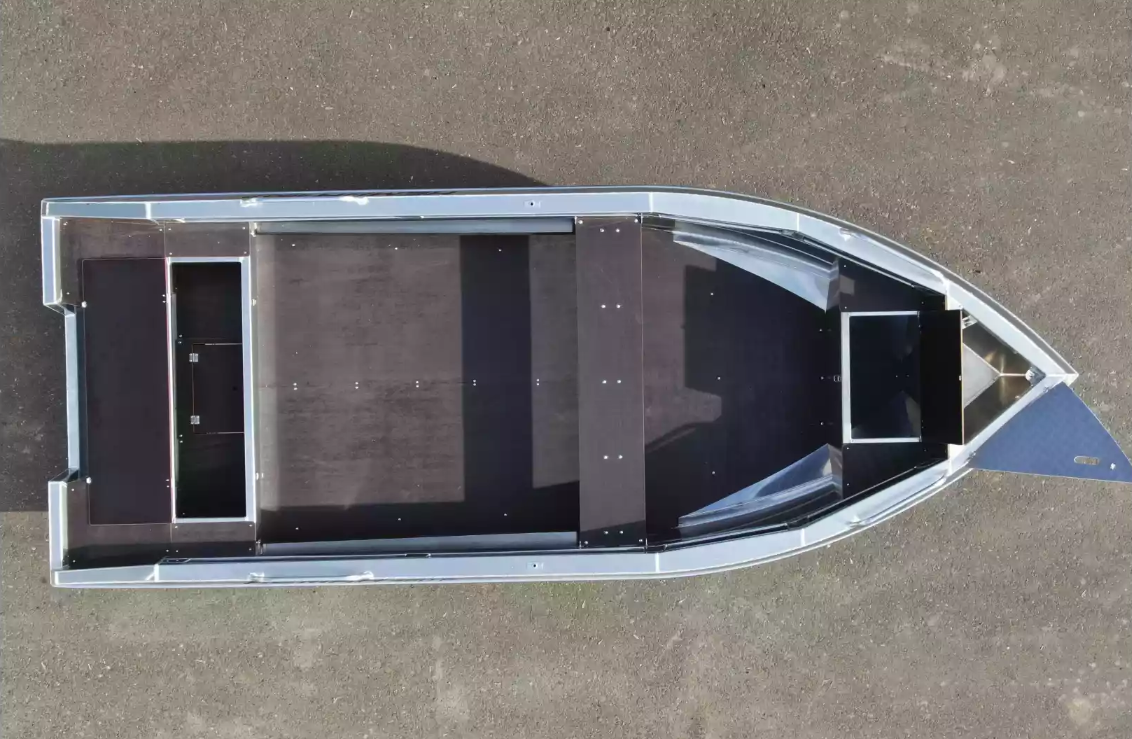 Алюминиевая лодка  Неман-480 Р в Нефтеюганске