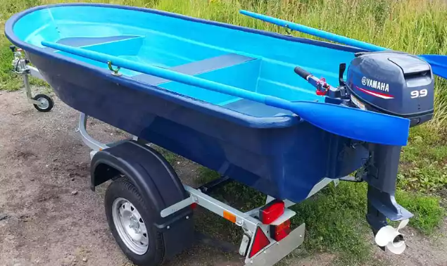 Стеклопластиковая лодка Neman-340 (тримаран) в Нефтеюганске