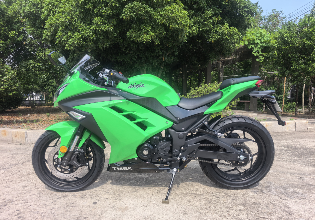 Мотоцикл TMBK Ninja 400cc в Нефтеюганске