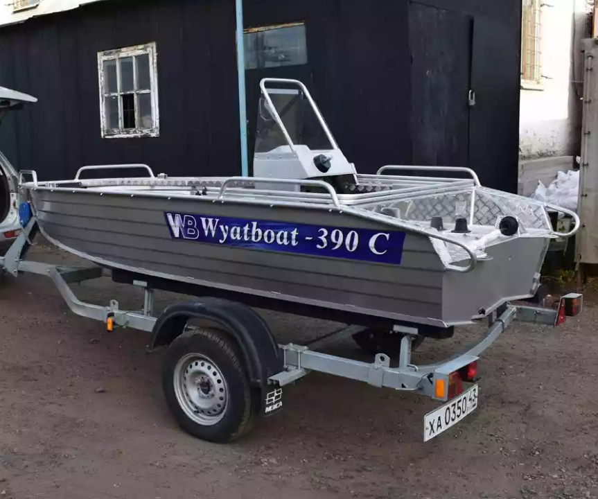 Алюминиевая лодка Wyatboat-390 C в Нефтеюганске