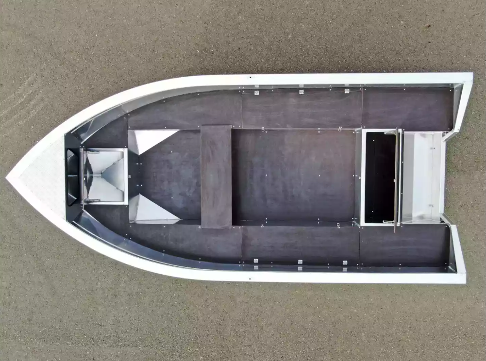 Алюминиевая лодка  Неман-420 в Нефтеюганске