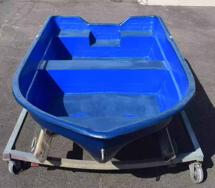 Стеклопластиковая лодка Neman-340 (тримаран) в Нефтеюганске