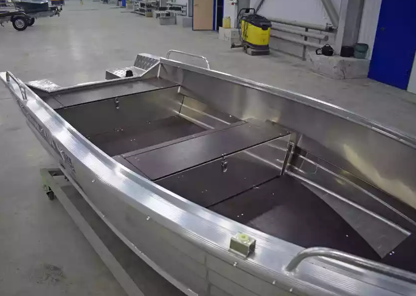 Алюминиевая лодка  Wyatboat-430 Р в Нефтеюганске