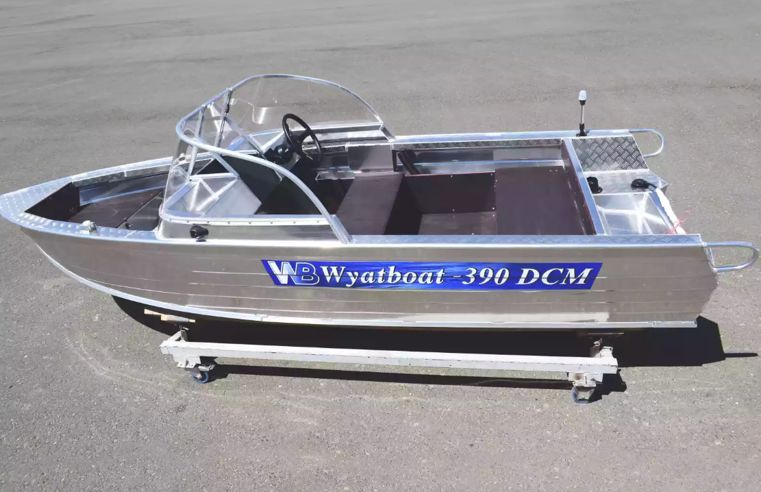 Алюминиевая лодка Wyatboat-390 DCM в Нефтеюганске