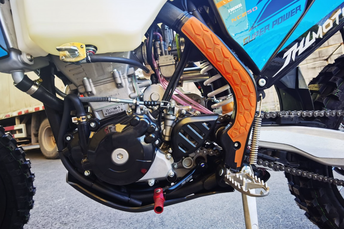 Мотоцикл JHLMOTO JHL Z7 NC250S (177MM-A) в Нефтеюганске