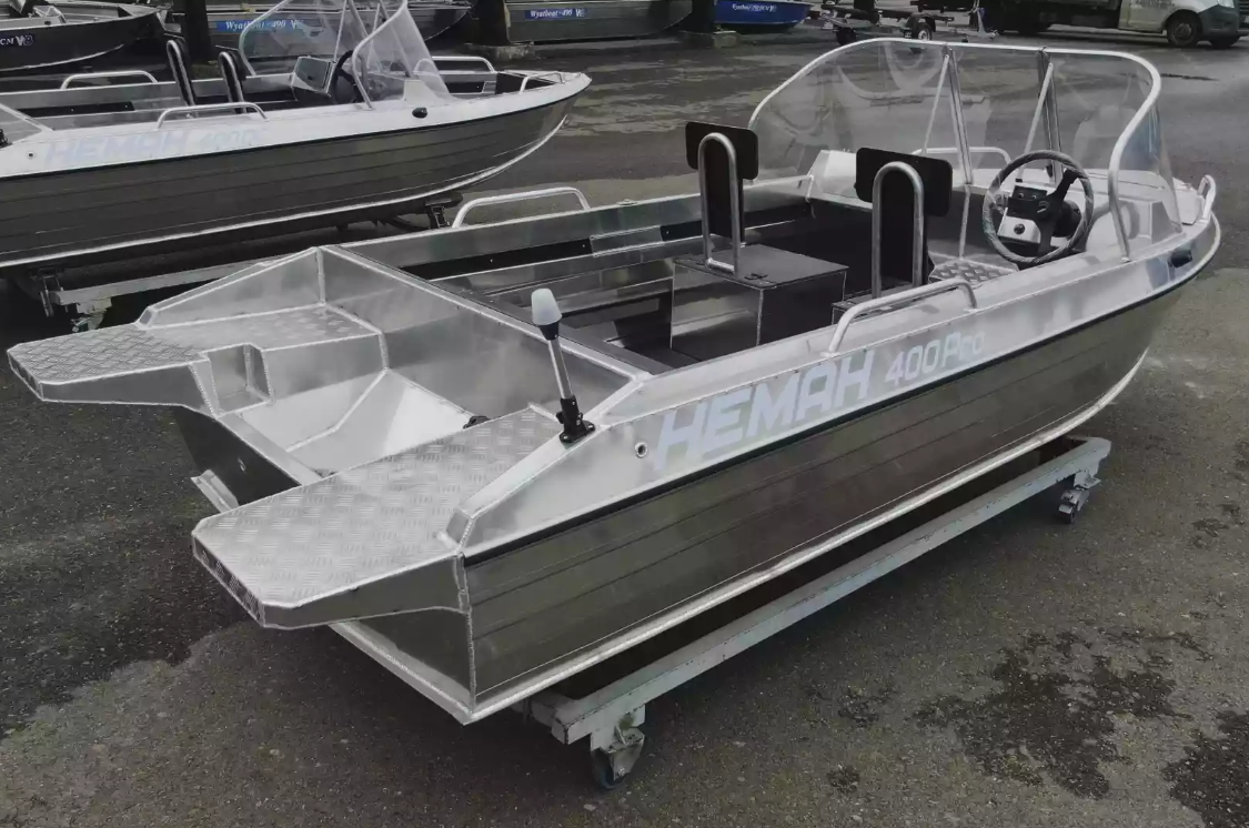 Алюминиевая лодка  Neman-400 PRO в Нефтеюганске