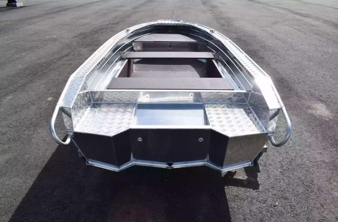 Алюминиевая лодка Wyatboat-390 P в Нефтеюганске