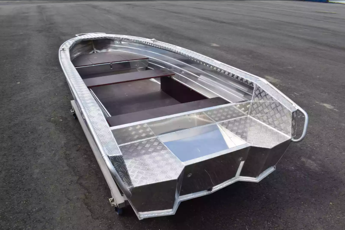 Алюминиевая лодка Wyatboat-390Р Увеличенный борт в Нефтеюганске