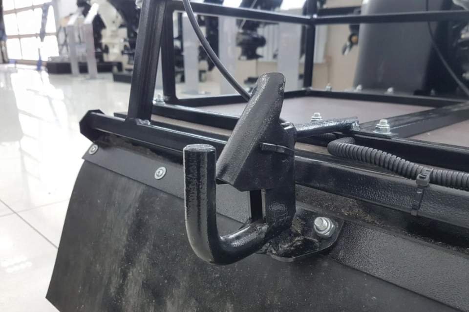 Мотобуксировщик PAXUS 650 AVANT 15 л.с. в Нефтеюганске