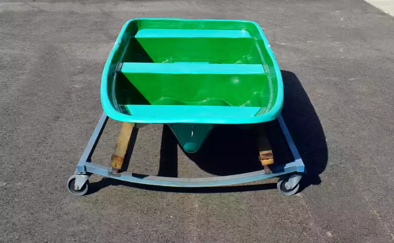 Стеклопластиковая лодка Старт (тримаран) в Нефтеюганске