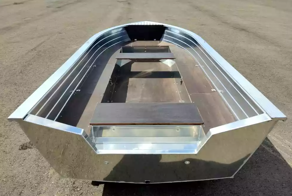 Алюминиевая лодка Неман-400 в Нефтеюганске