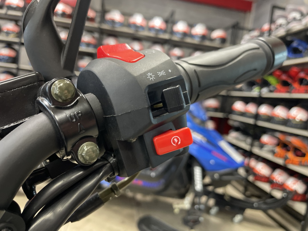 Мопед PROMAX CB150R (49) в Нефтеюганске