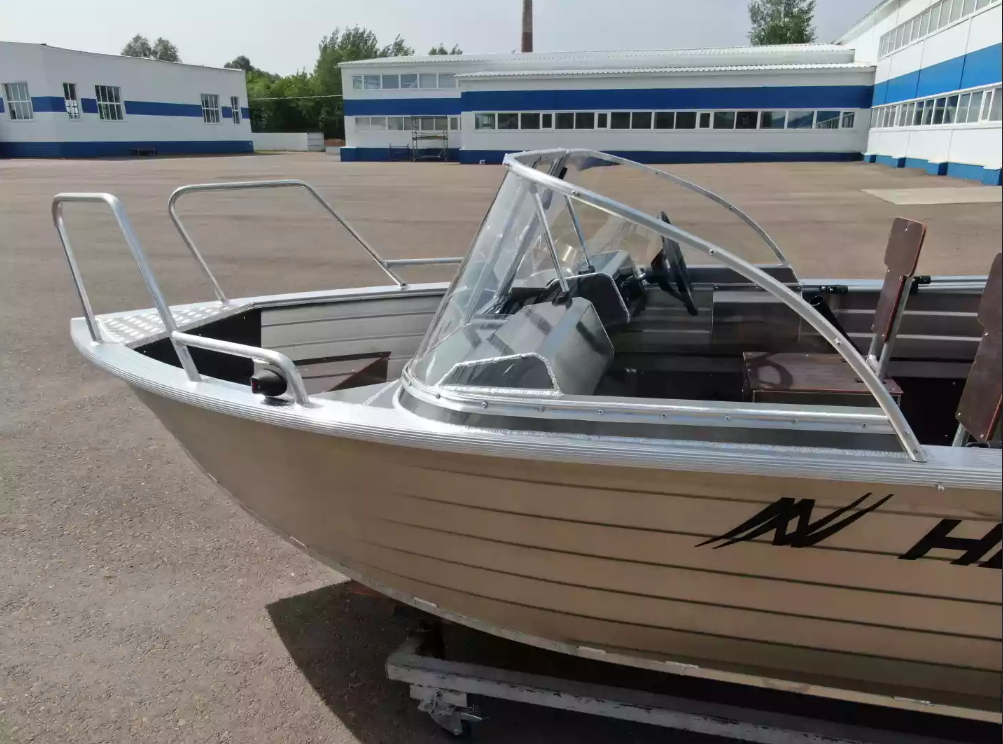 Алюминиевая лодка  Неман-400 DCM NEW в Нефтеюганске