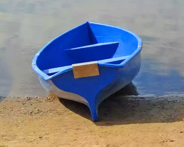 Стеклопластиковая лодка Омуль в Нефтеюганске