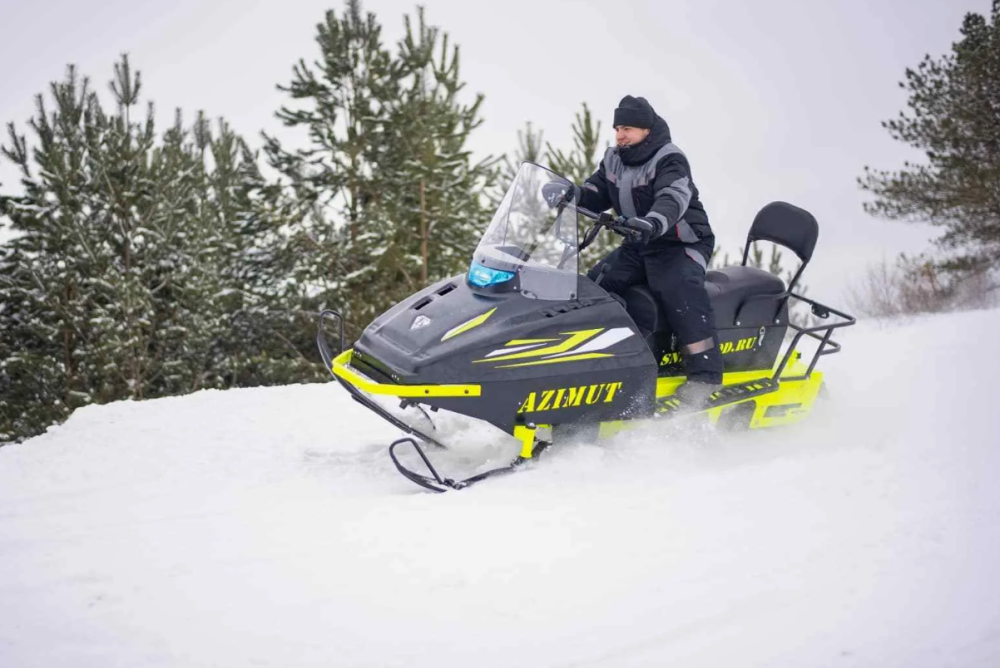 Миниснегоход Бурлак Азимут 24 л.с. , эл.запуск, реверс, тормоз гидравл, капот черный в Нефтеюганске