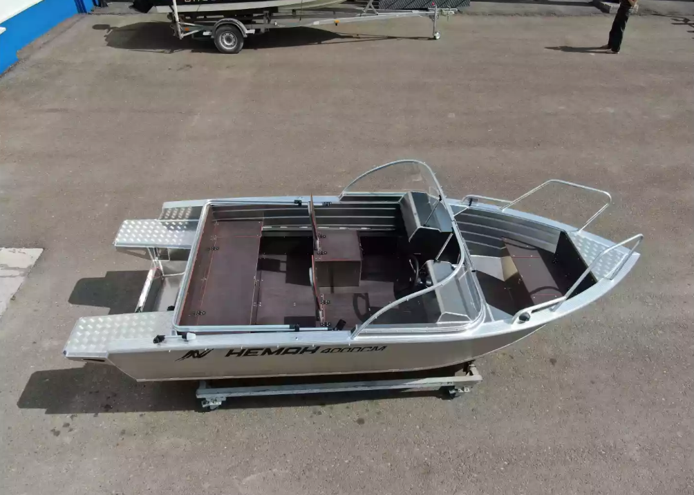 Алюминиевая лодка  Неман-400 DCM NEW в Нефтеюганске