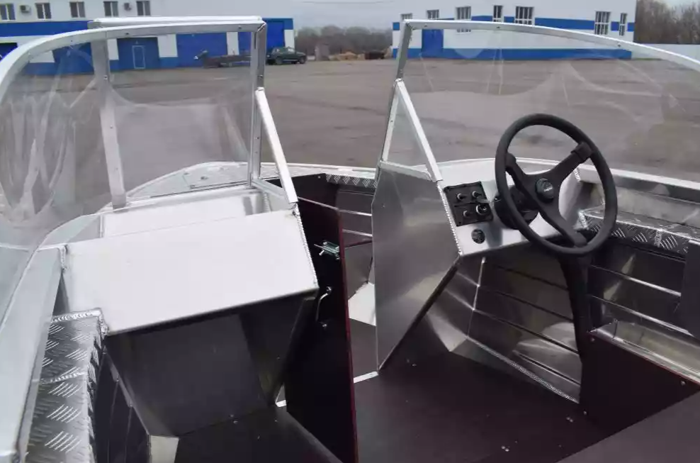 Алюминиевая лодка Wyatboat-390 DCM Увеличенный борт в Нефтеюганске