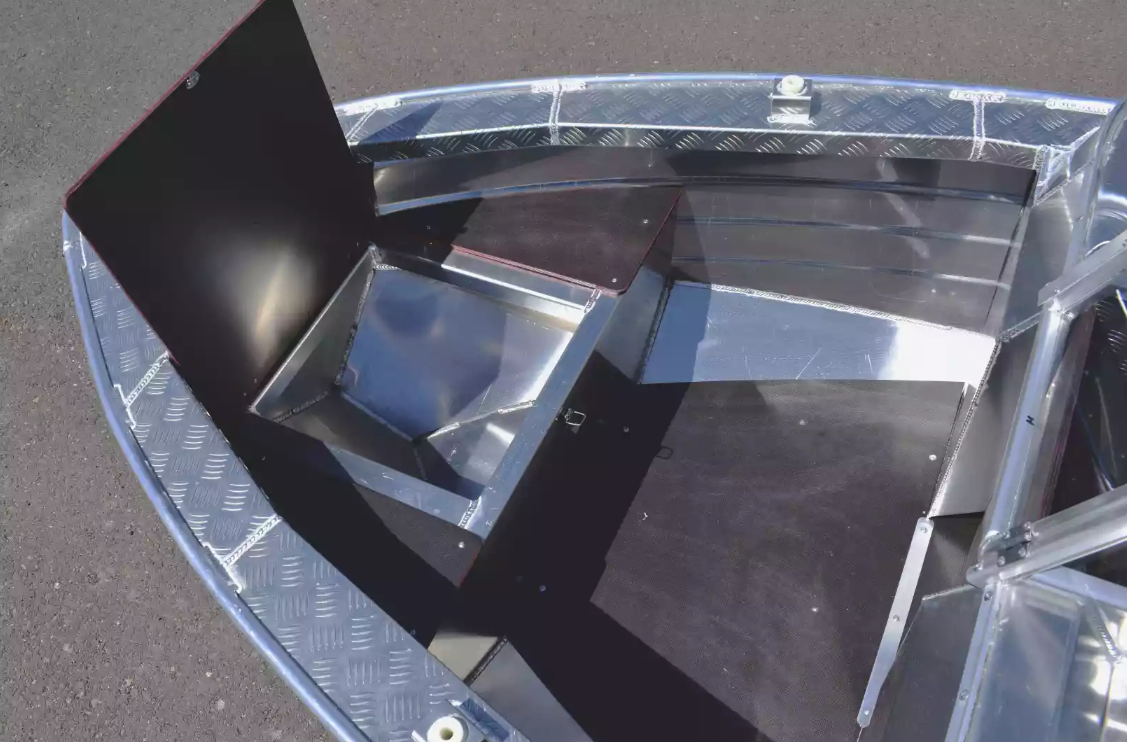 Алюминиевая лодка Wyatboat-390 DCM в Нефтеюганске