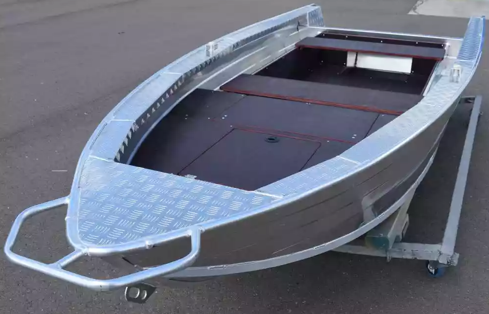 Алюминиевая лодка Wyatboat-390Р Fish в Нефтеюганске