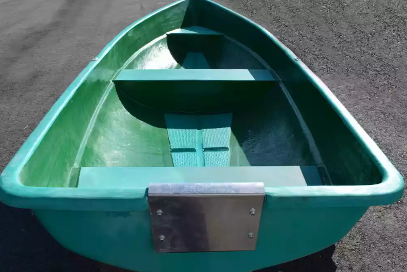 Стеклопластиковая Лодка Голавль в Нефтеюганске