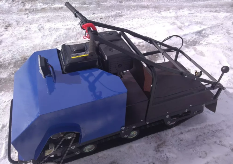 Мотобуксировщик AhtaR ЗИМА с реверсом (задний ход) в Нефтеюганске