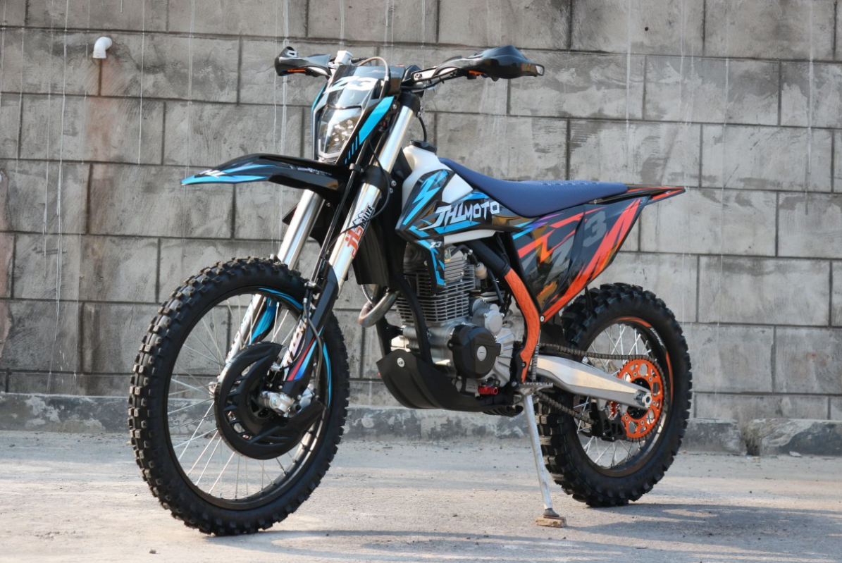 Мотоцикл JHLMOTO JHL Z3 CB250 (172FMM-3A) в Нефтеюганске