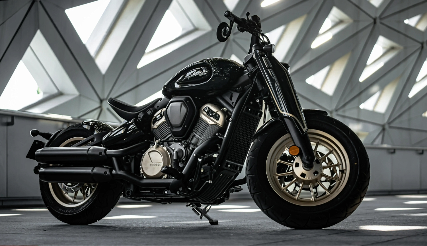 Мотоцикл Benda Napoleon 500 в Нефтеюганске