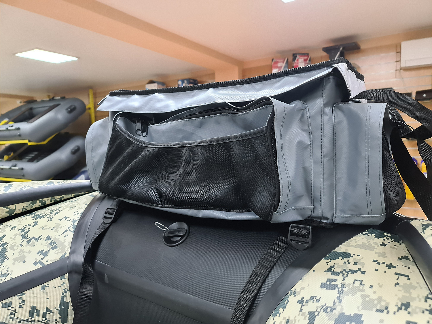 СУМКА ЛЮКС НА БАЛЛОН ДЛЯ ЛОДОК ПВХ 50Х25Х25 СМ в Нефтеюганске