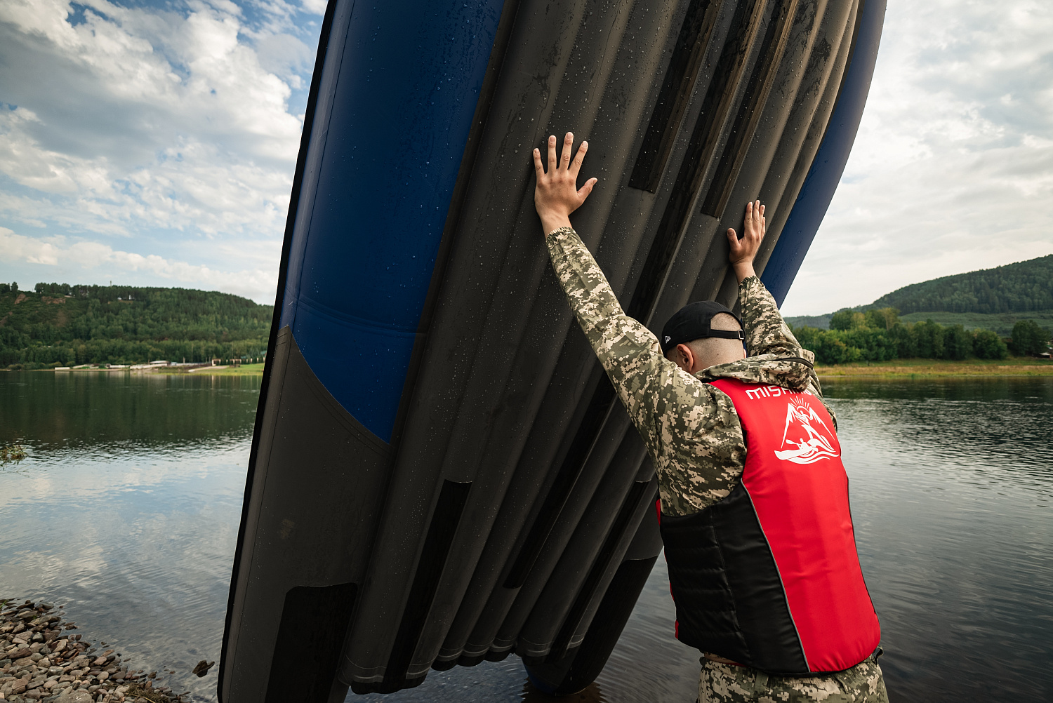 Лодка MISHIMO RIVER FJET PRO 430  под водомет в Нефтеюганске